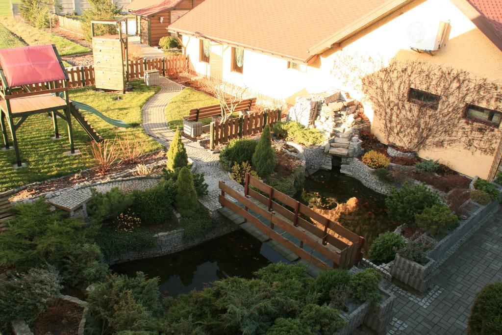 Hotel Kuznia Oberza Polska Lissomitz Exterior foto
